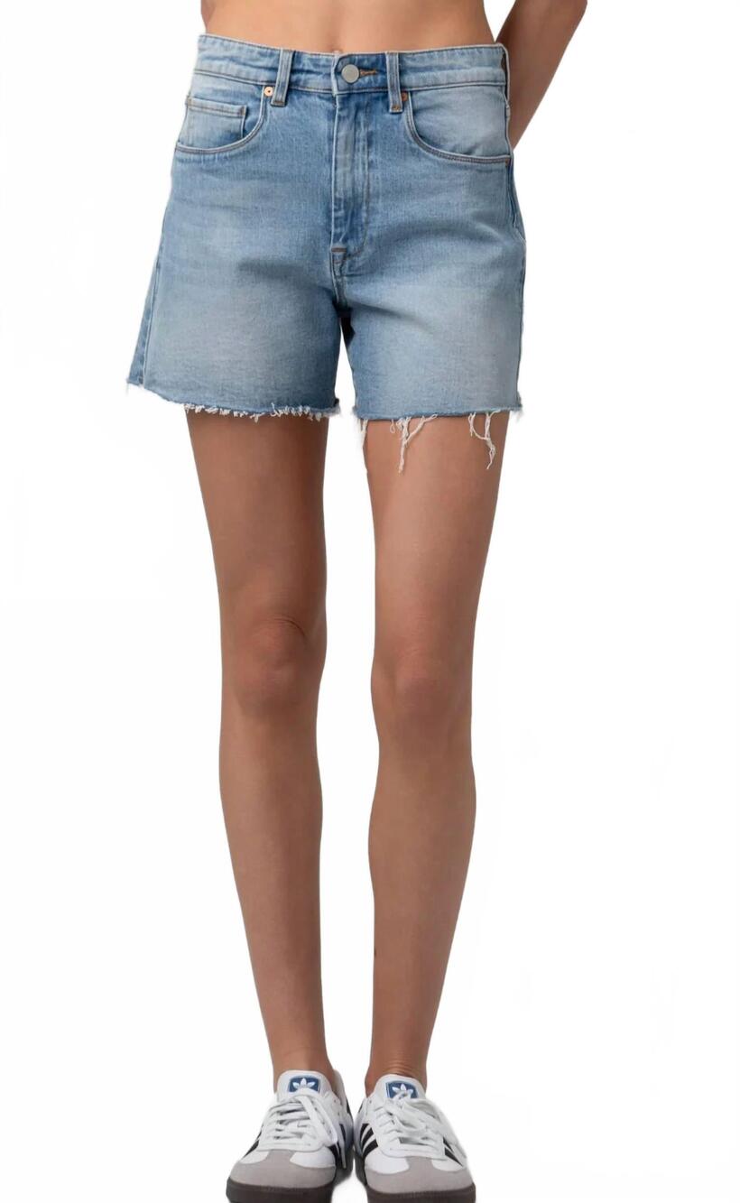 NEW BLANKNYC women's perry jean short in deep dive